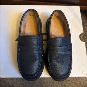 Classic coutgo Navy Kids Dress Loafers size 10